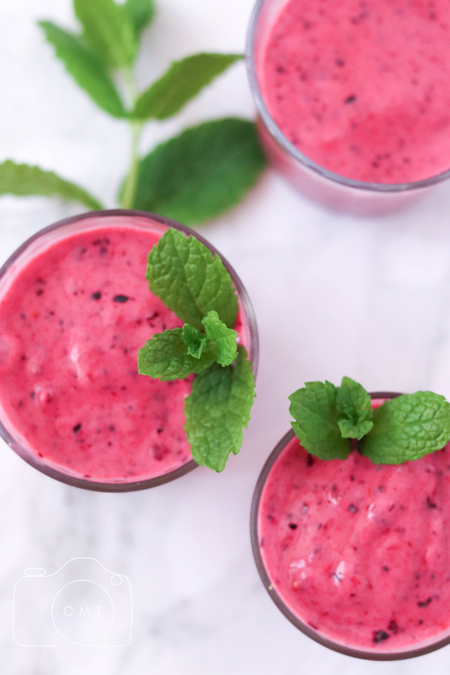 Red Berry Smoothie (Set 1 of 6)