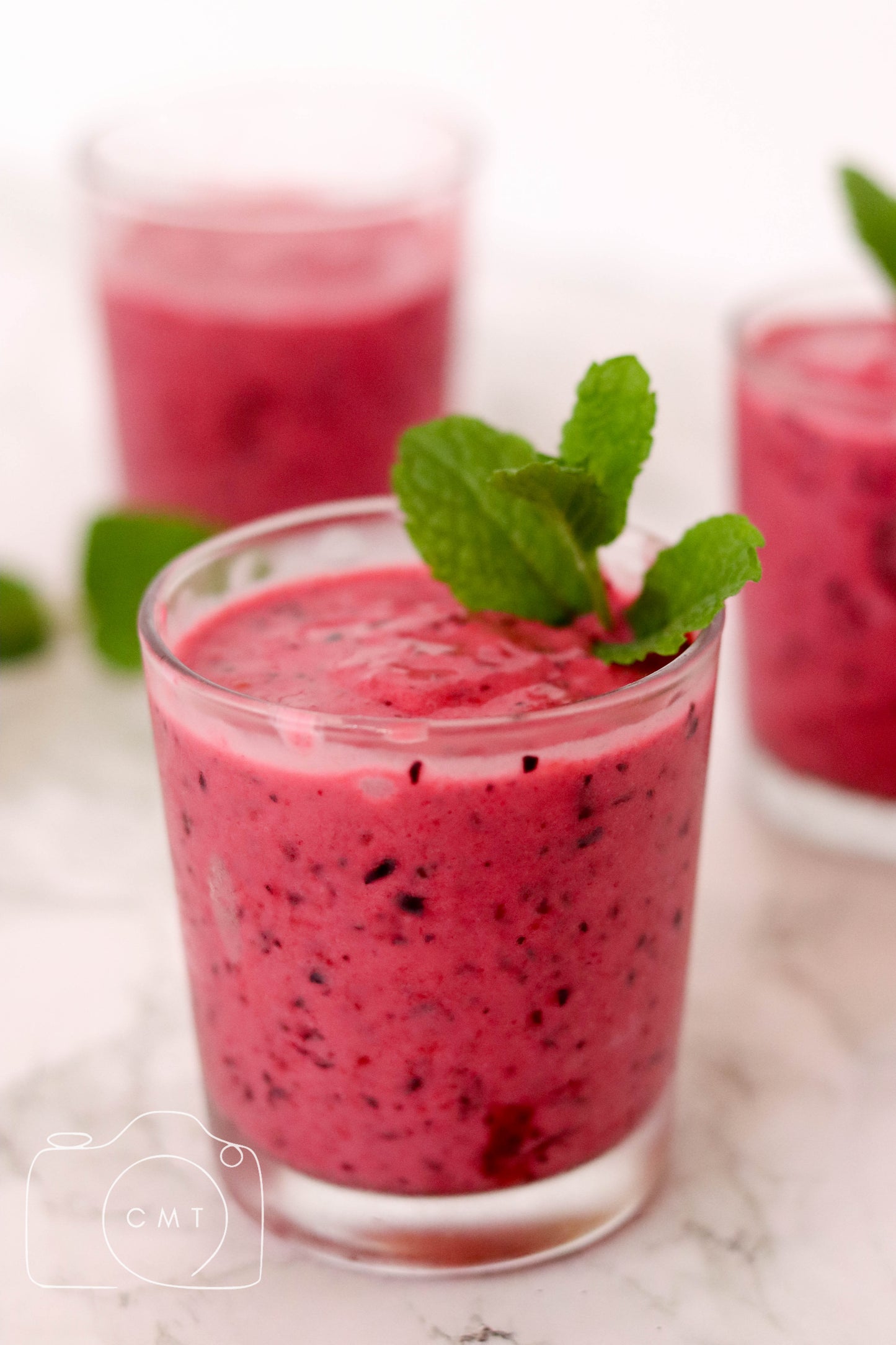 Red Berry Smoothie (Set 1 of 6)