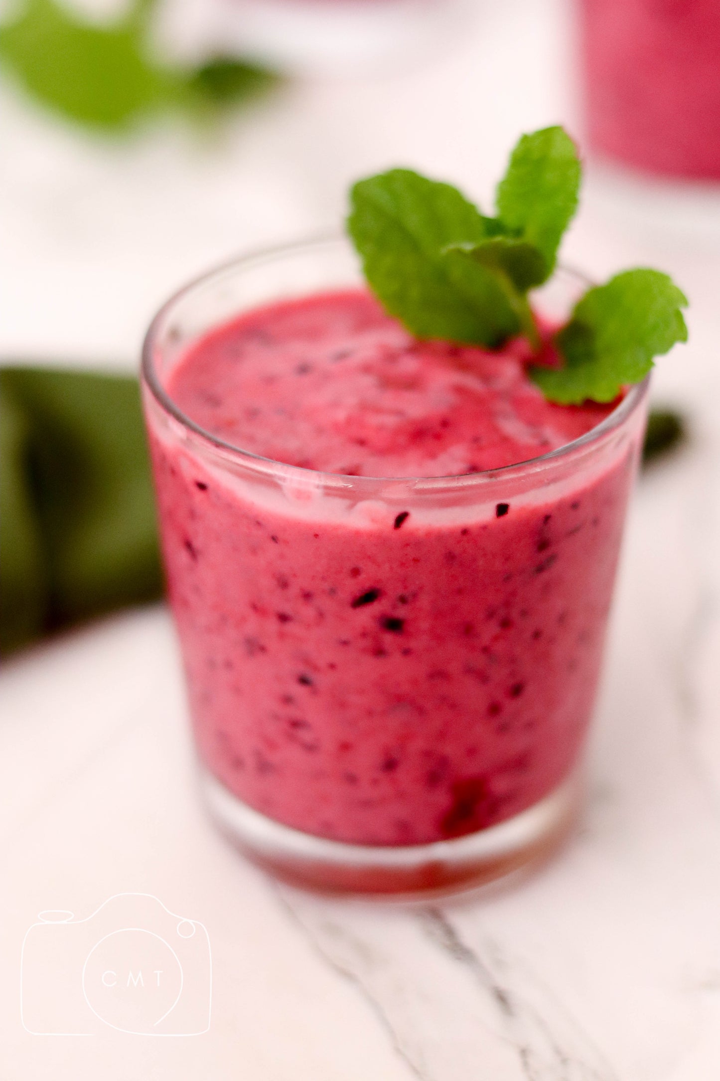 Red Berry Smoothie (Set 1 of 6)