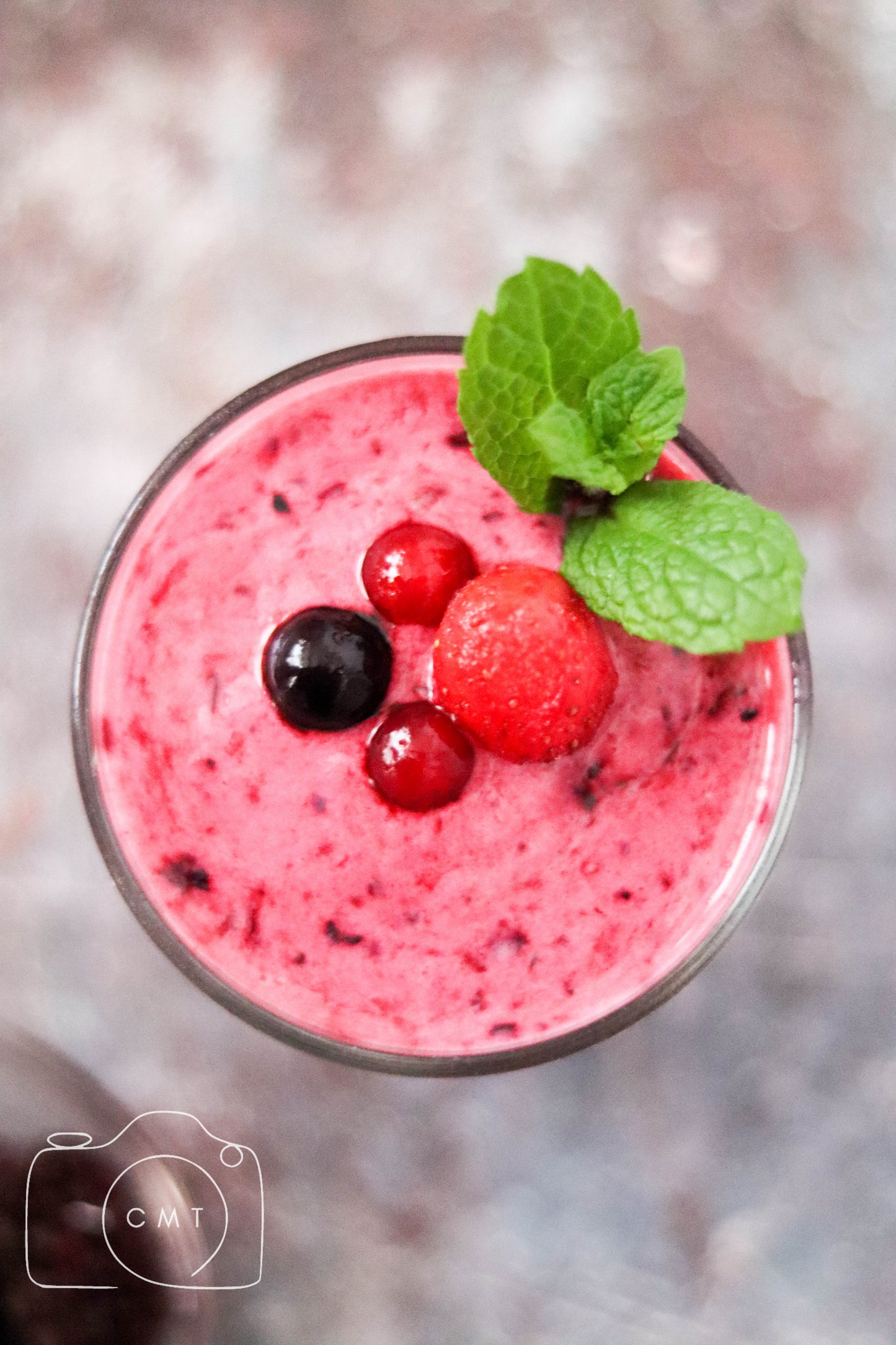 Red Berry Smoothie (Set 5 of 6)