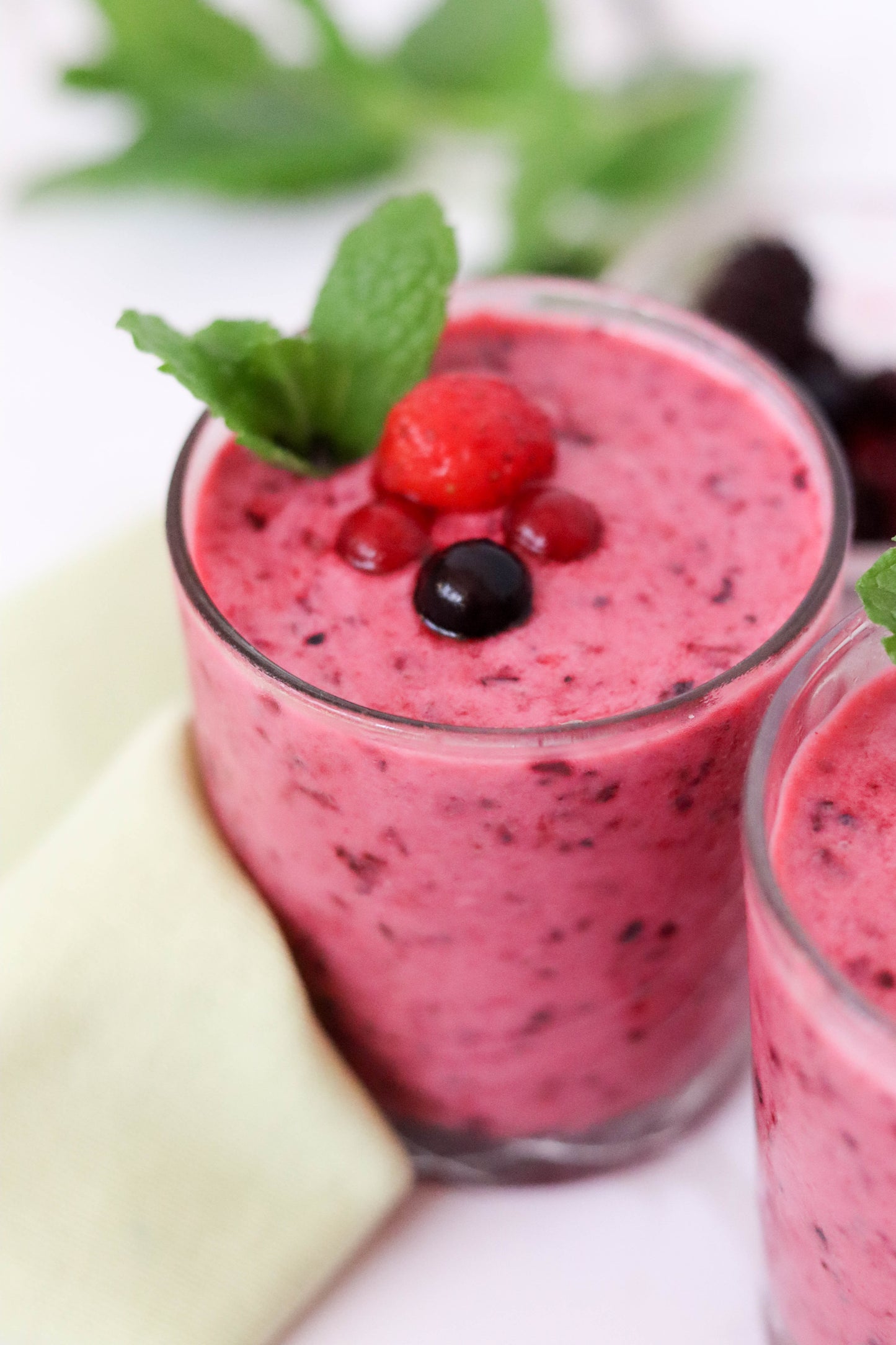 Red Berry Smoothie (Set 6 of 6)