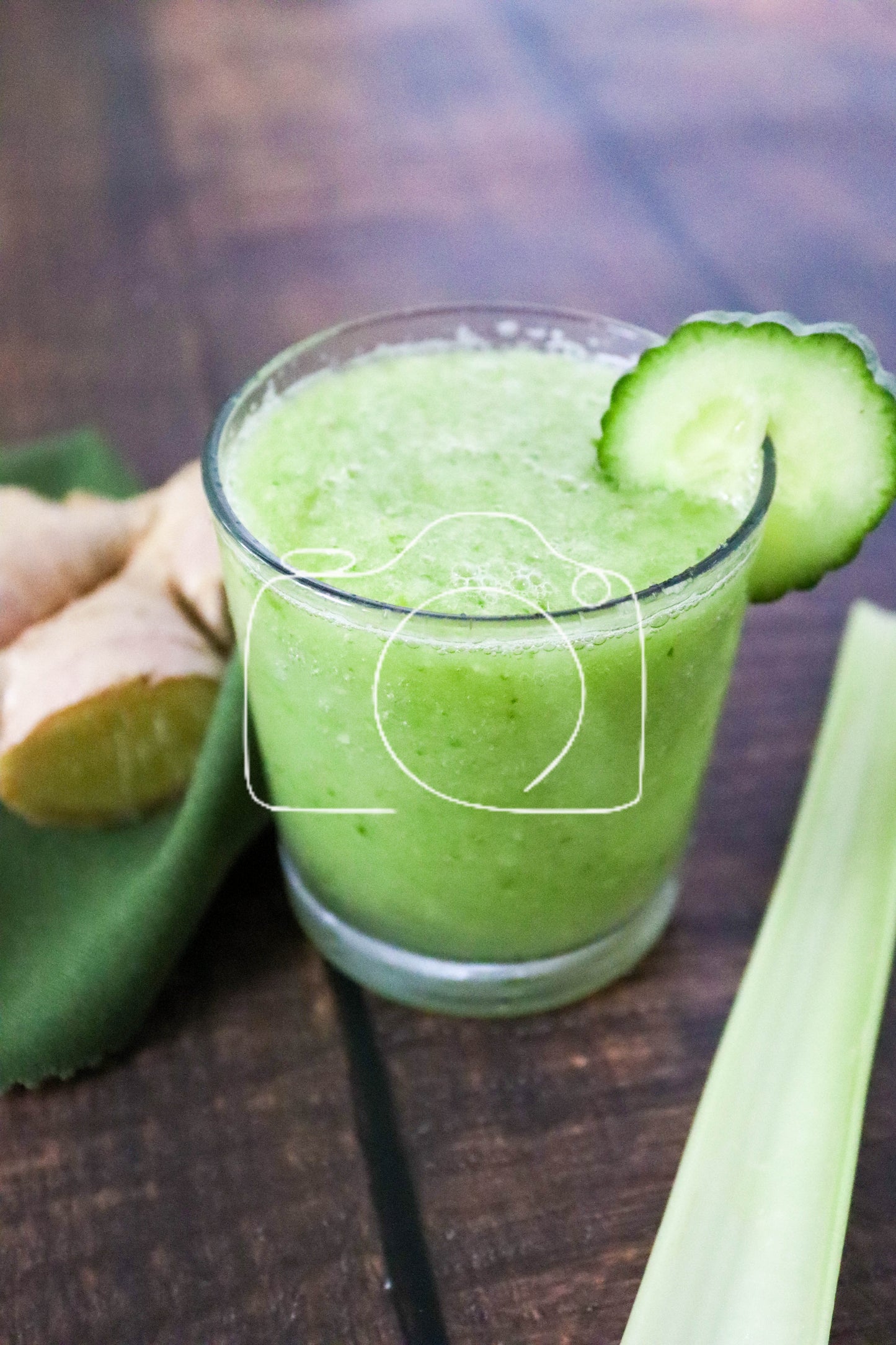 Celery Smoothie (set 4 of 6)