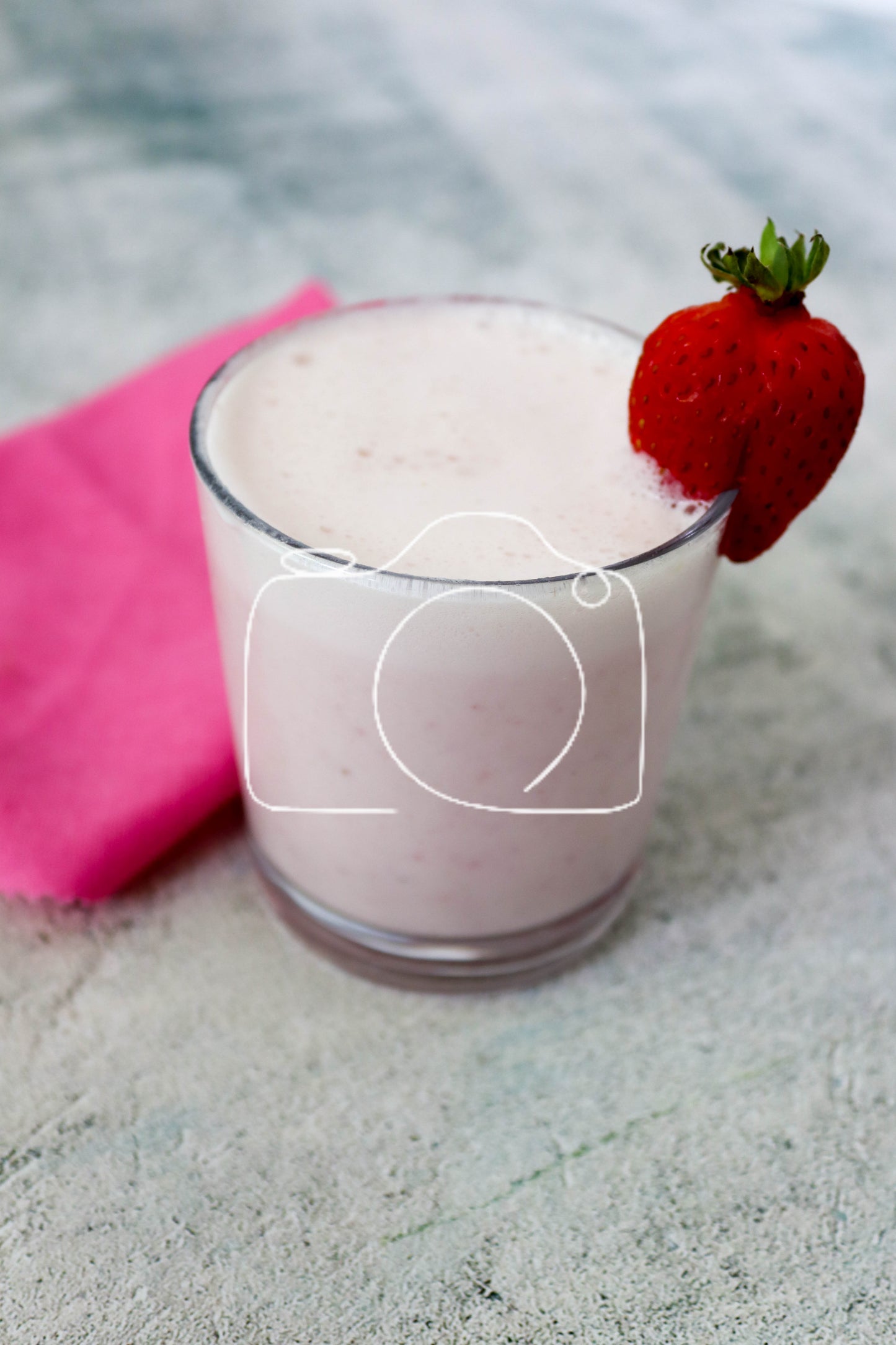 Strawberry and Banana Smoothie (set 1 of 6)