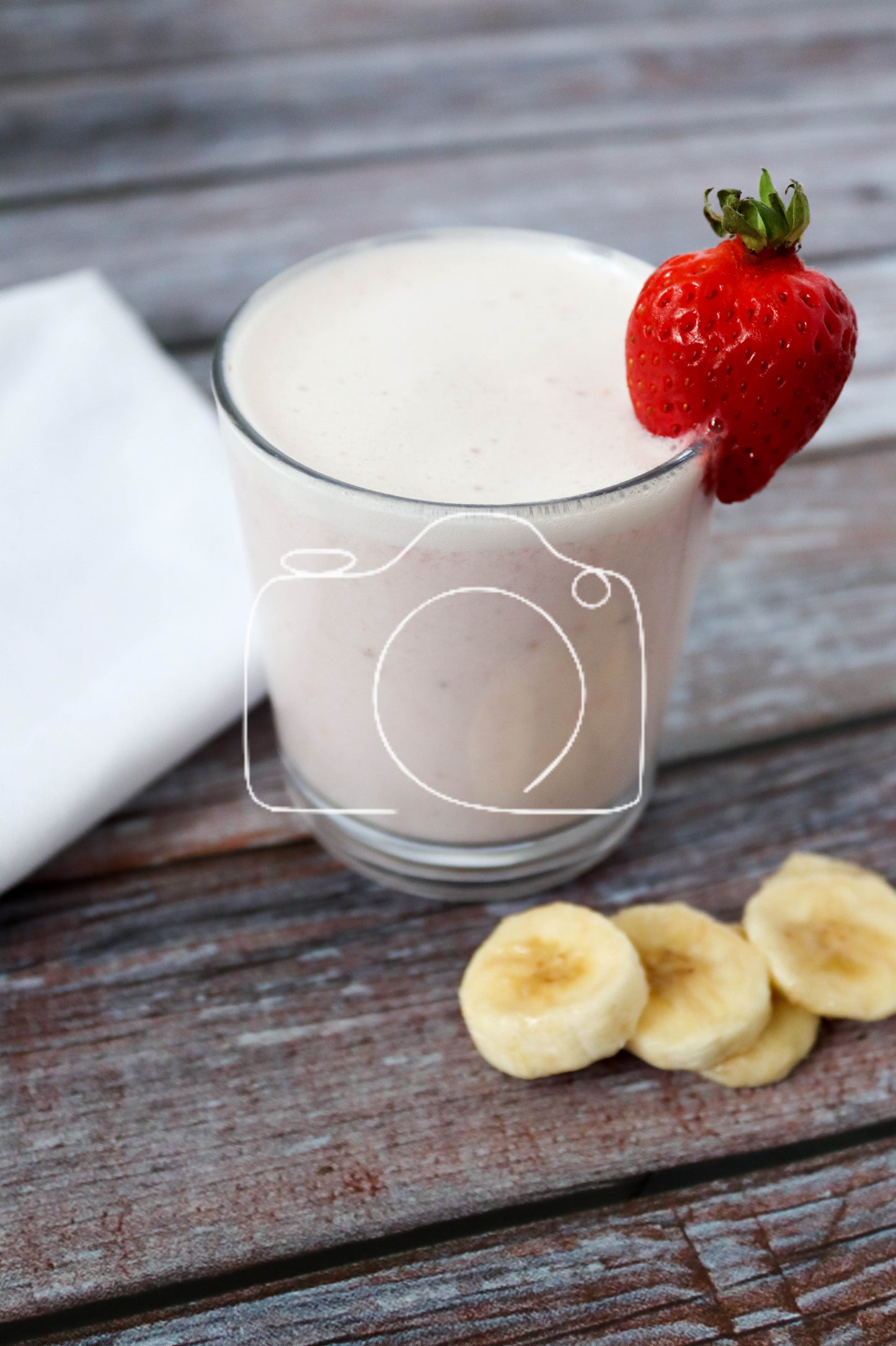Strawberry and Banana Smoothie (set 4 of 6)