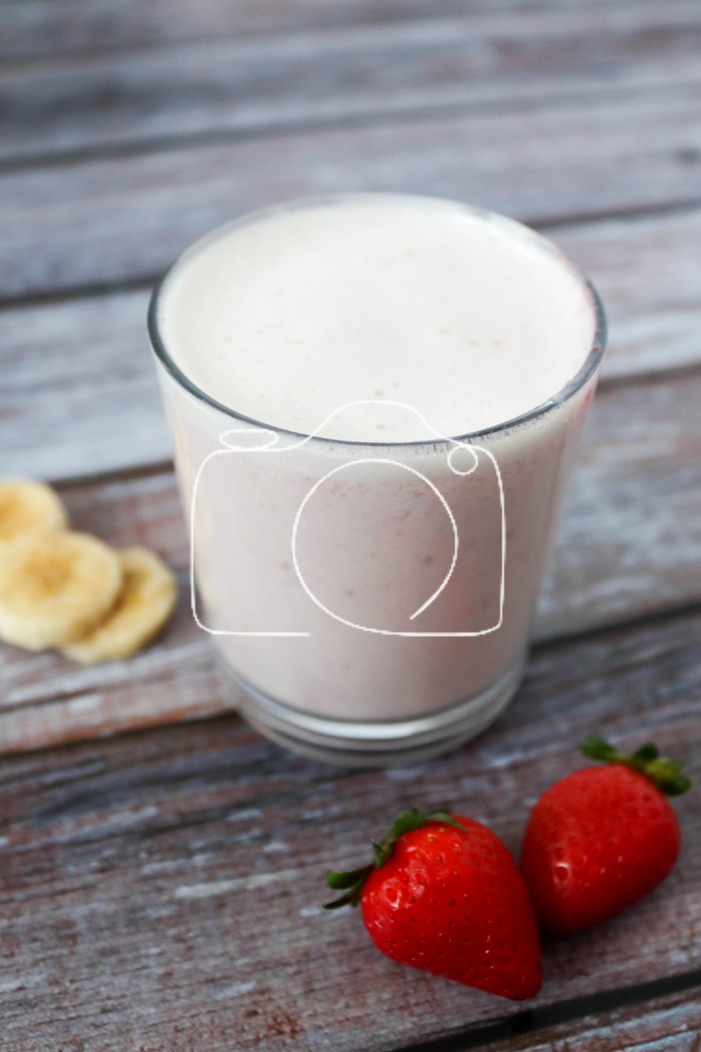 Strawberry and Banana Smoothie (set 4 of 6)