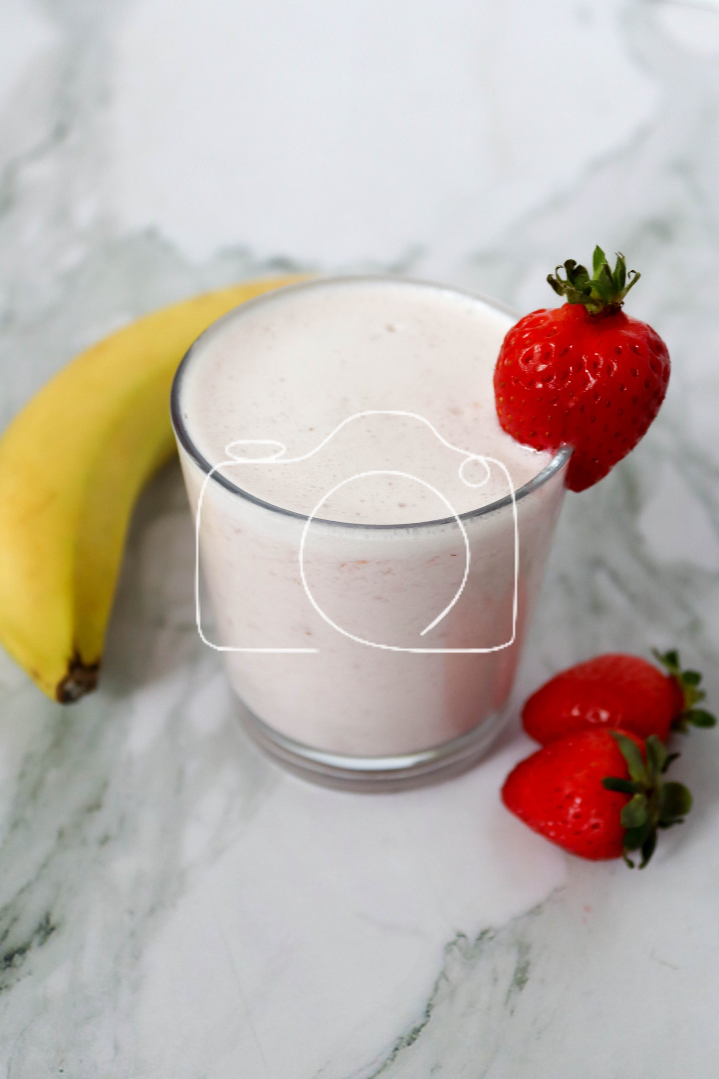 Strawberry and Banana Smoothie (set 6 of 6)