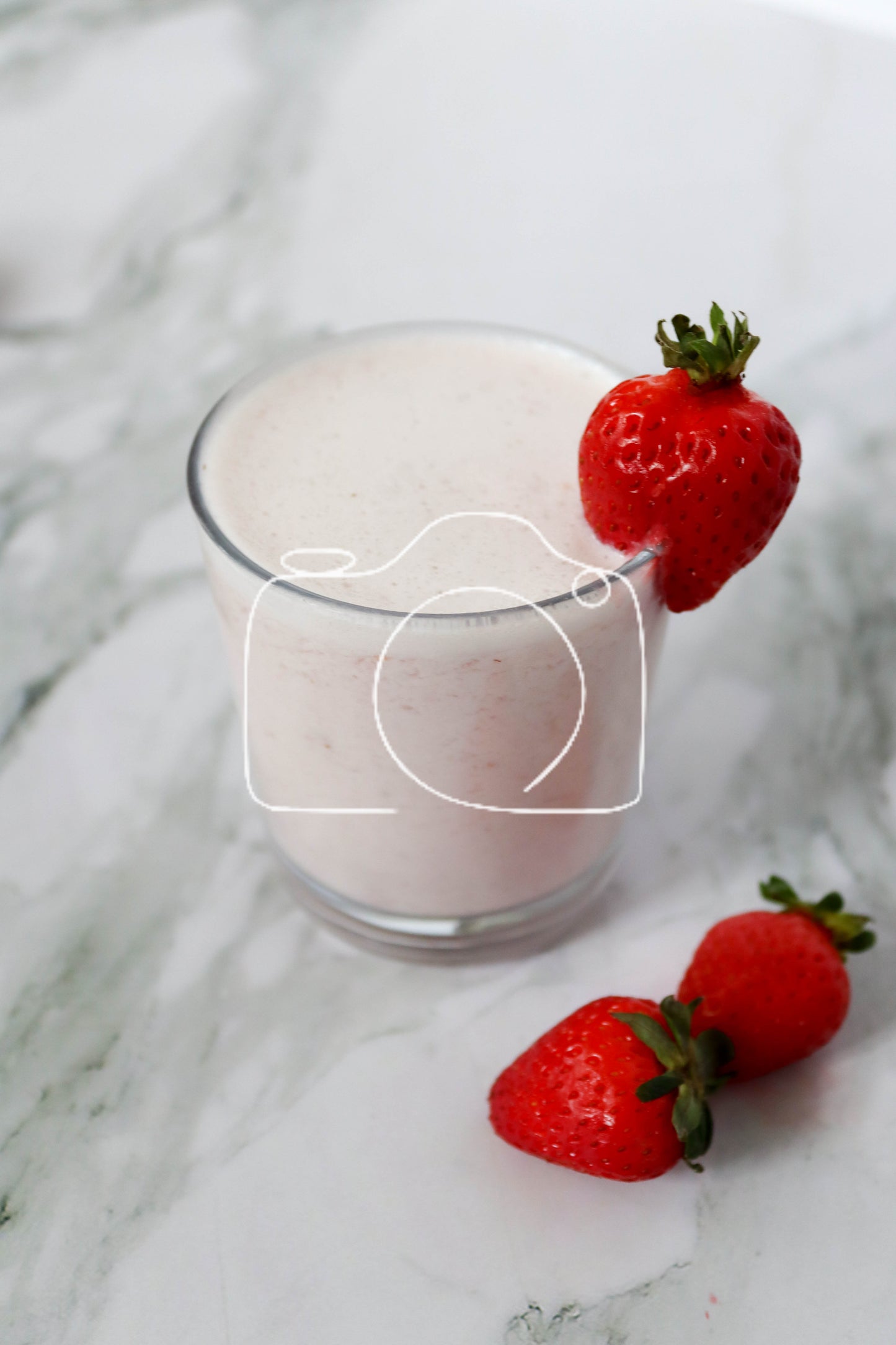 Strawberry and Banana Smoothie (set 6 of 6)